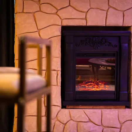 La De Vénus - à Thème Jacuzzi Et Pièce Secrète - évasion Pour Deux *