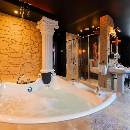 La De Venus - A Theme Jacuzzi Et Piece Secrete - Evasion Pour Deux 公寓 *