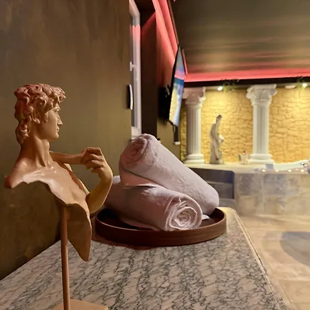 Apartamento La De Vénus - à Thème Jacuzzi Et Pièce Secrète - évasion Pour Deux *