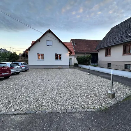 Apartamento La De Vénus - à Thème Jacuzzi Et Pièce Secrète - évasion Pour Deux Schirrhein