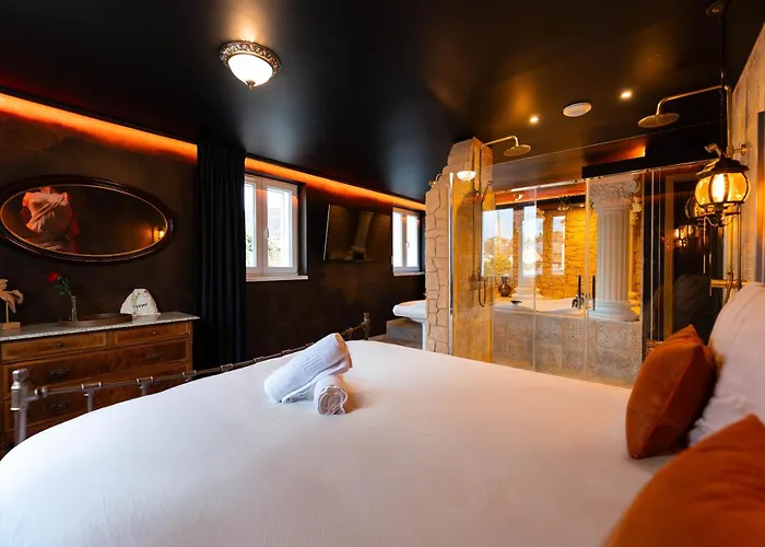 شقة La De Venus - A Theme Jacuzzi Et Piece Secrete - Evasion Pour Deux Schirrhein