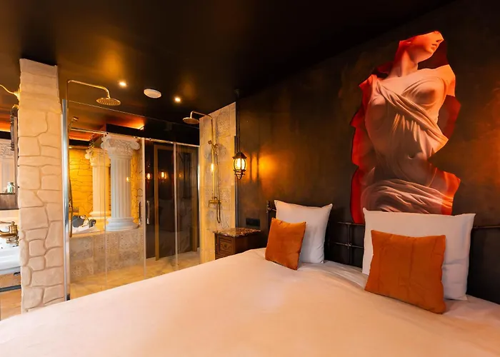 La De Venus - A Theme Jacuzzi Et Piece Secrete - Evasion Pour Deux
