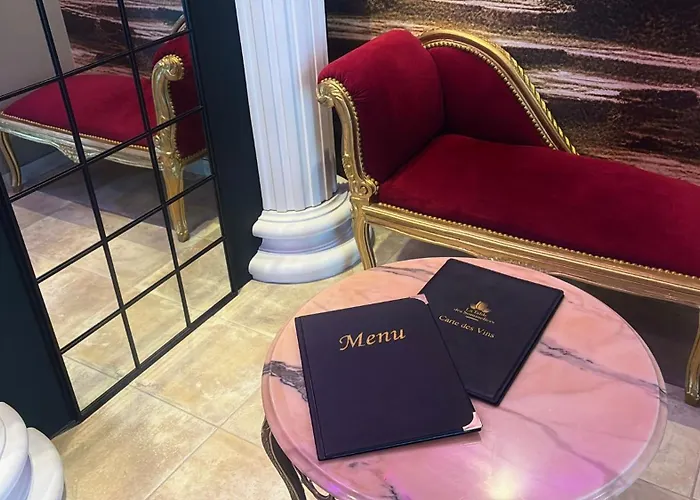 La De Venus - A Theme Jacuzzi Et Piece Secrete - Evasion Pour Deux *